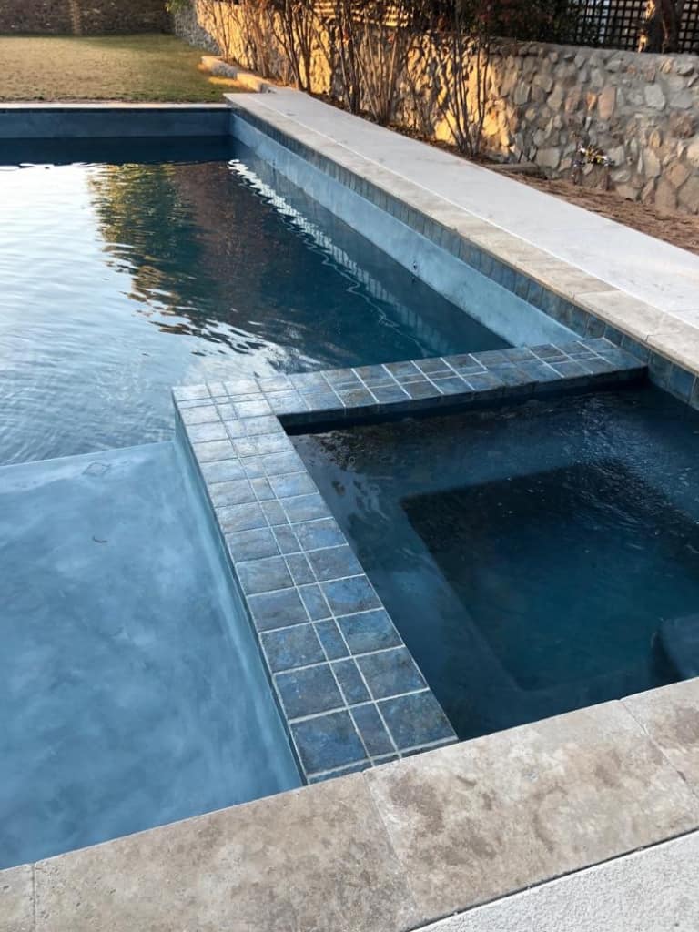 custom pools and spas